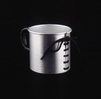 Ursula Burghardt: Tied-up&#160;Mug