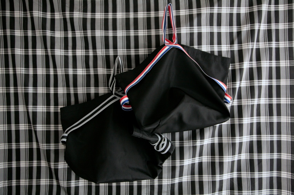 Sport hand bag